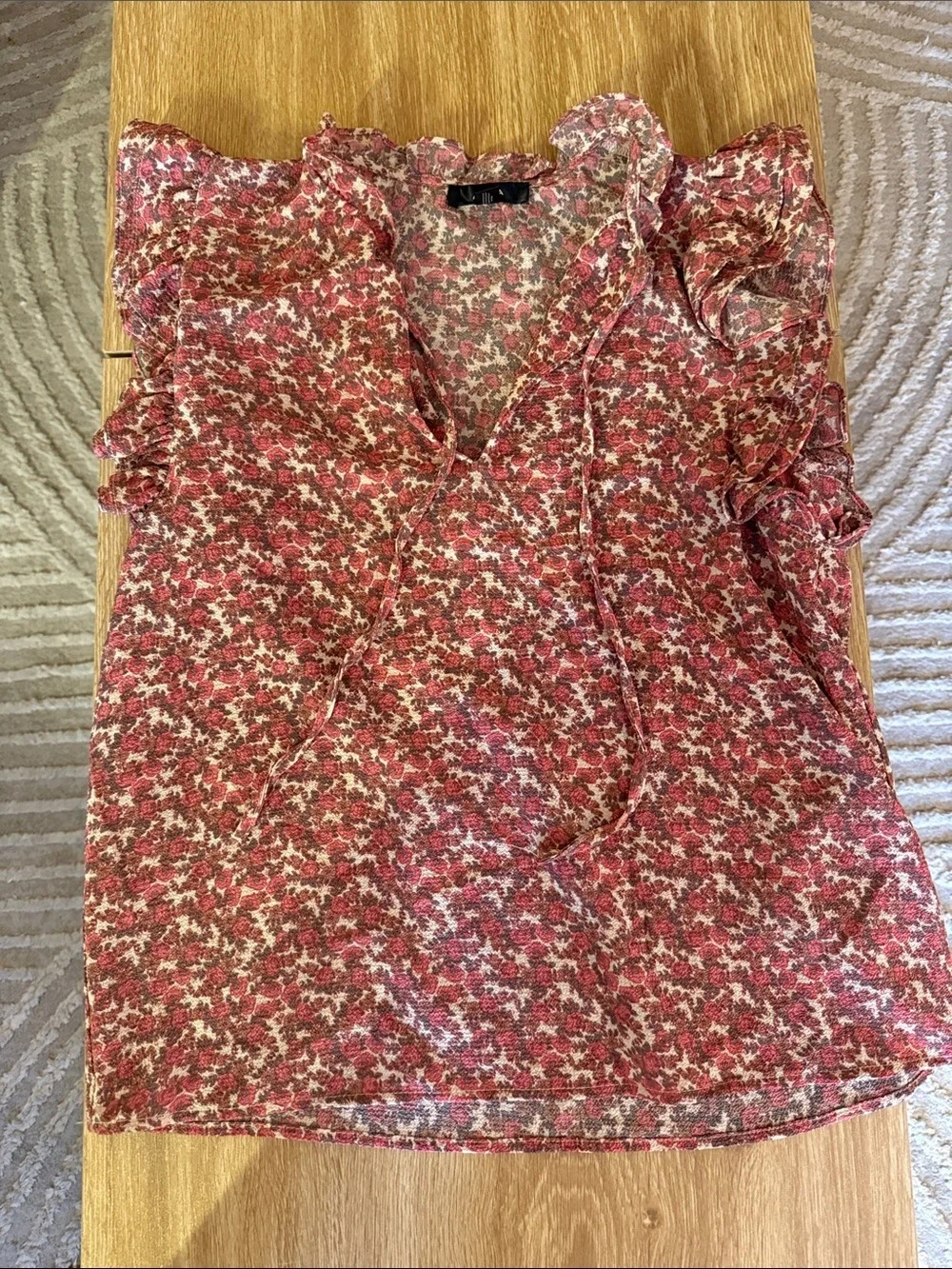 Aqua Pink & Red Floral Ruffle V-Neck Top